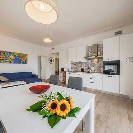 Casa Bianchi Lägenhet Monopoli Exteriör bild